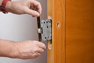 Father Son Locksmith Store Bellwood, IL 708-247-1990 - locks-change